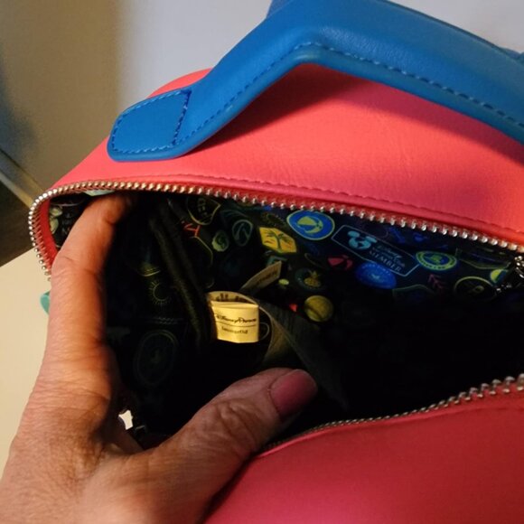 EUC Disney Vacation Club member Loungefly Backpack DVC "A Vacation of Adventure" - Picture 11 of 11